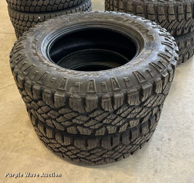 image for item NX9741 (10) tires