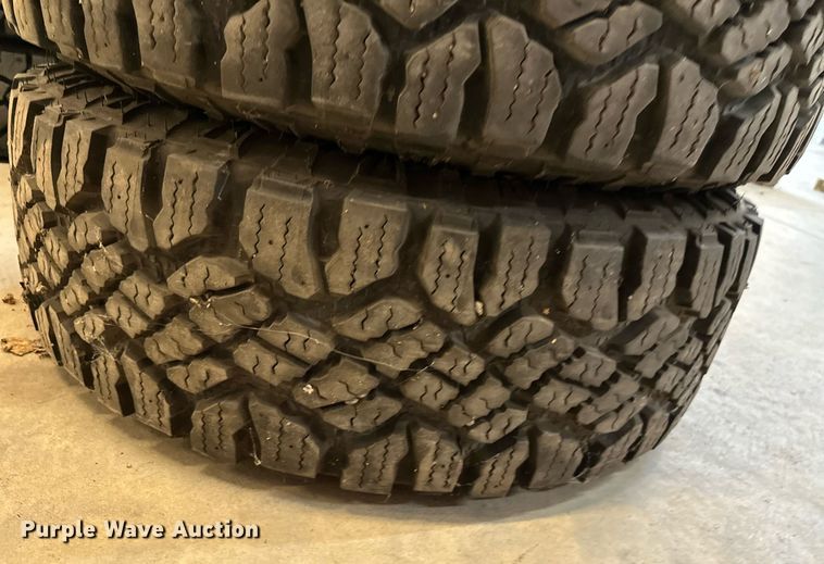 image for item NX9741 (10) tires