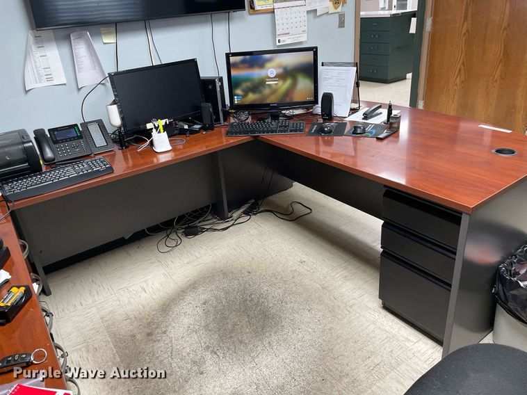 image for item NX9807 Office furniture