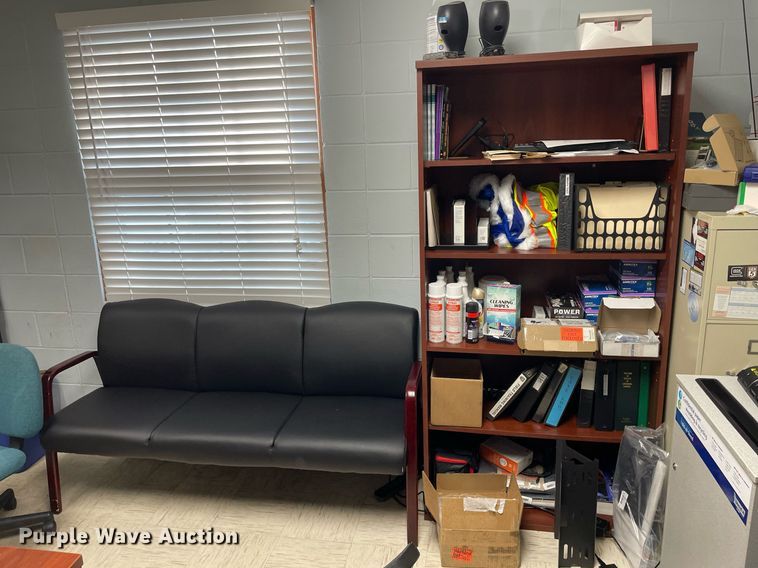 image for item NX9807 Office furniture