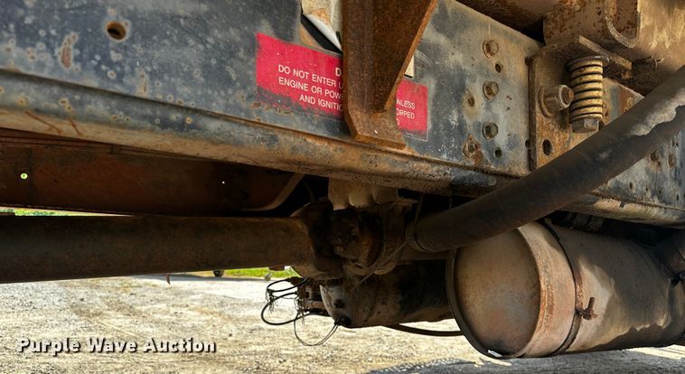 image for item OC9156 1991 International 4900  refuse truck