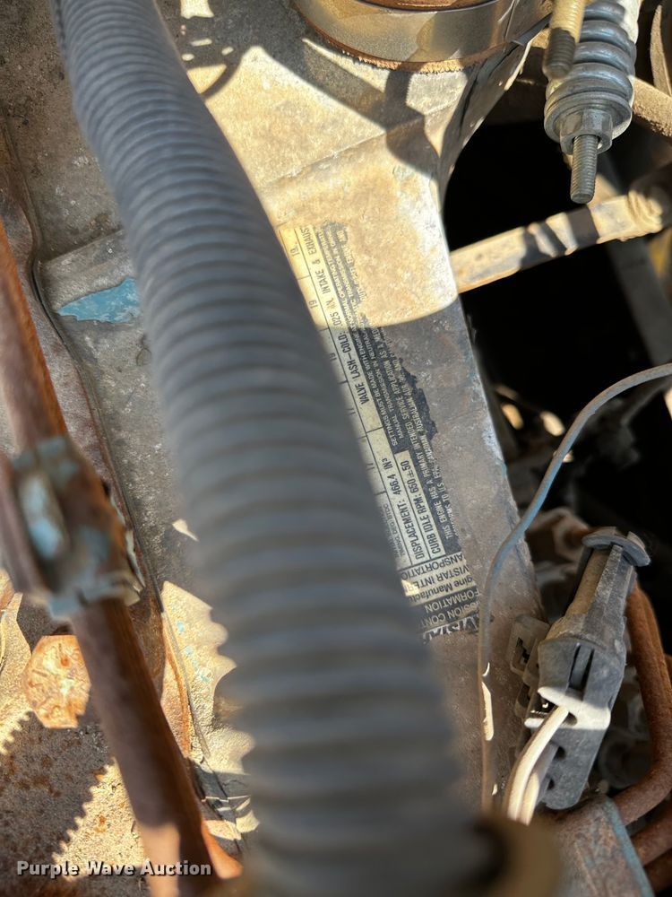 image for item OC9156 1991 International 4900  refuse truck