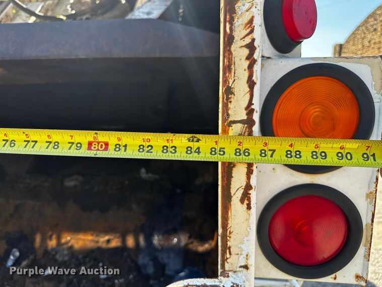 image for item OC9156 1991 International 4900  refuse truck