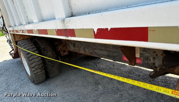 image for item OC9156 1991 International 4900  refuse truck