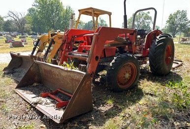 image for item OC9218 1985 Kubota M7030SU  tractor