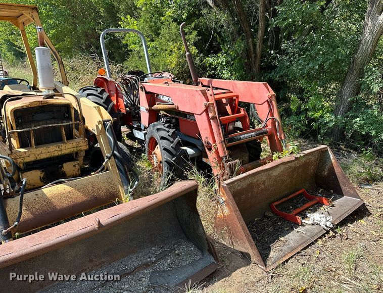 image for item OC9218 1985 Kubota M7030SU  tractor
