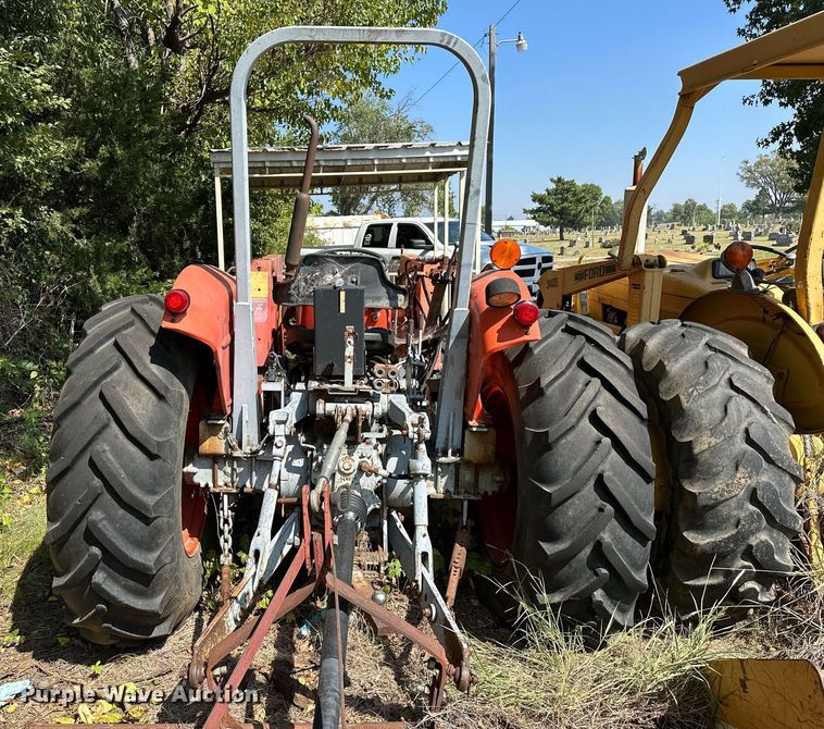 image for item OC9218 1985 Kubota M7030SU  tractor