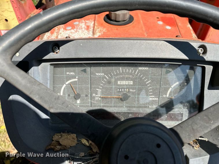 image for item OC9218 1985 Kubota M7030SU  tractor