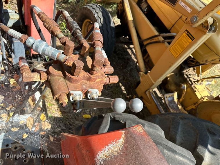 image for item OC9218 1985 Kubota M7030SU  tractor