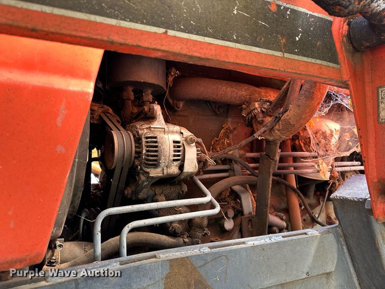 image for item OC9218 1985 Kubota M7030SU  tractor