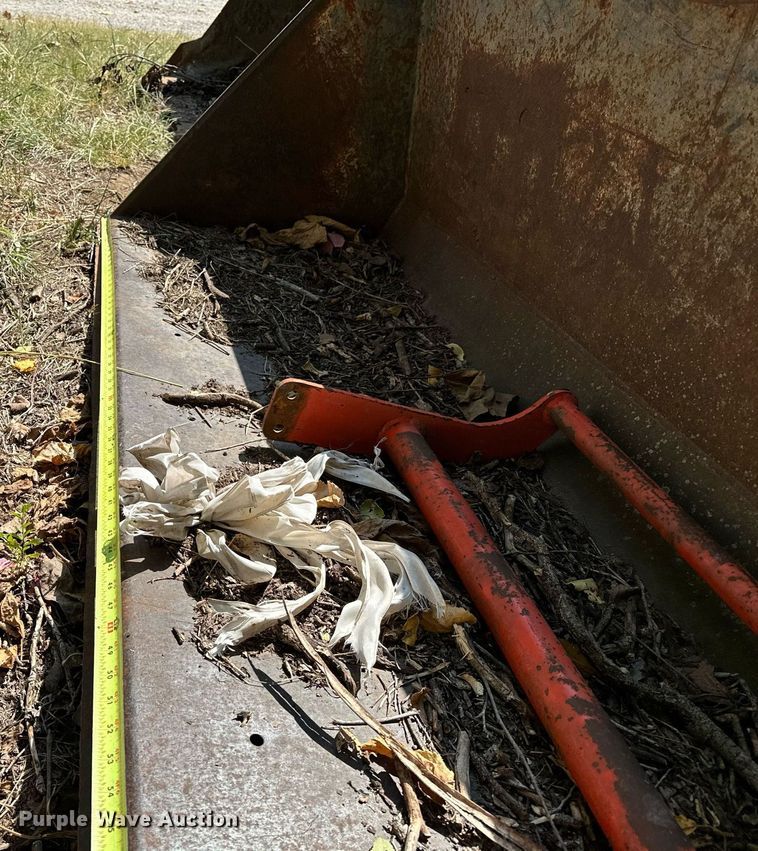 image for item OC9218 1985 Kubota M7030SU  tractor