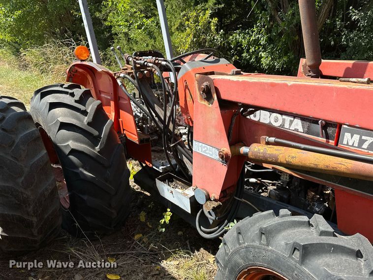image for item OC9218 1985 Kubota M7030SU  tractor