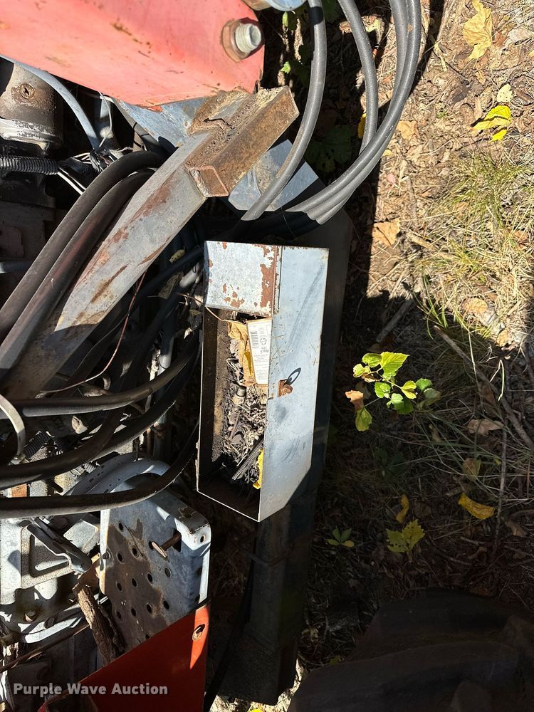 image for item OC9218 1985 Kubota M7030SU  tractor