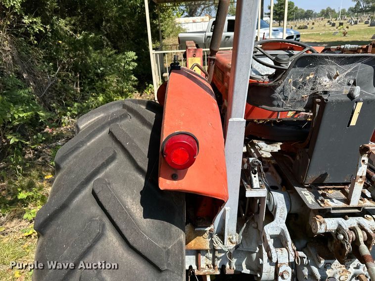 image for item OC9218 1985 Kubota M7030SU  tractor