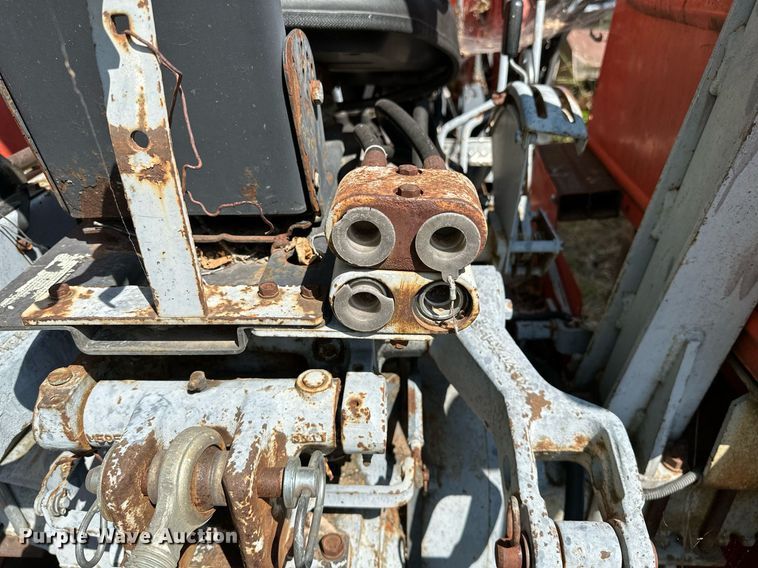 image for item OC9218 1985 Kubota M7030SU  tractor