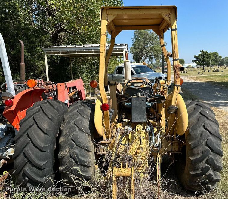 image for item OC9221 1985  Ford 340B  tractor