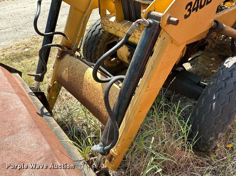 image for item OC9221 1985  Ford 340B  tractor