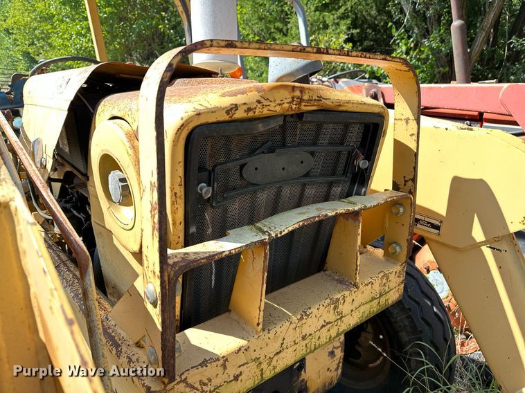 image for item OC9221 1985  Ford 340B  tractor