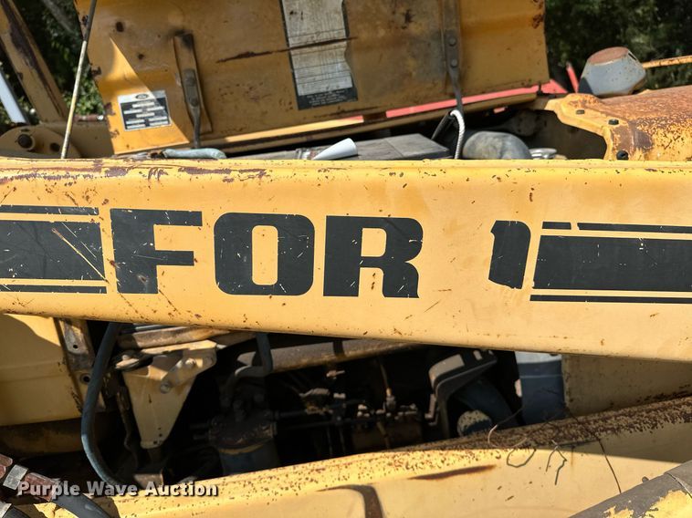 image for item OC9221 1985  Ford 340B  tractor