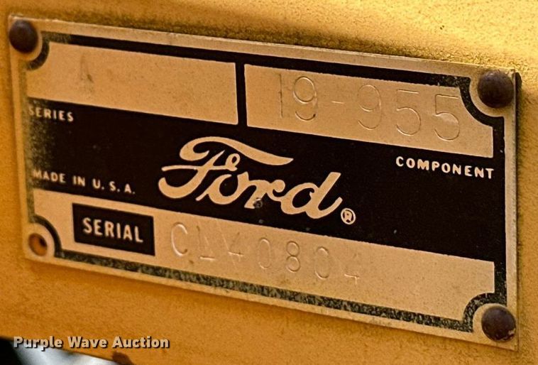 image for item OC9221 1985  Ford 340B  tractor