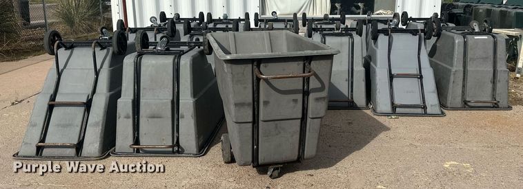 image for item OC9493 (15) poly trash carts