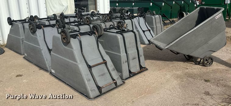 image for item OC9493 (15) poly trash carts