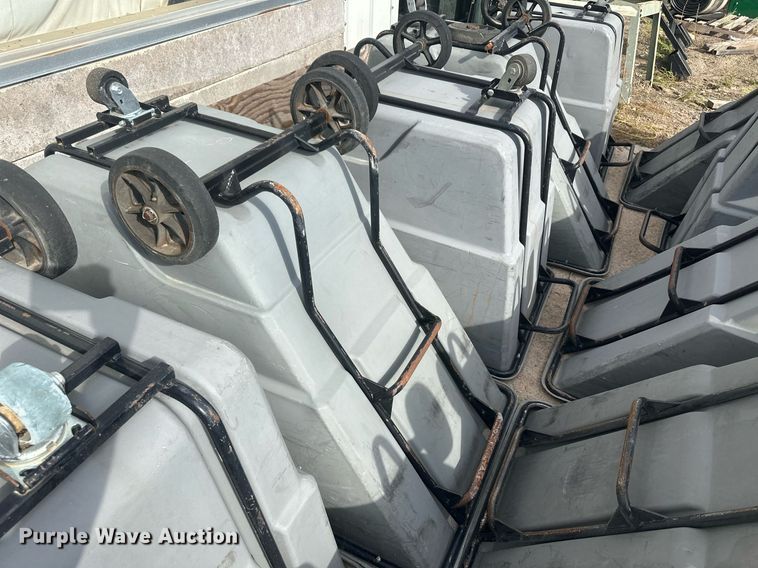 image for item OC9493 (15) poly trash carts