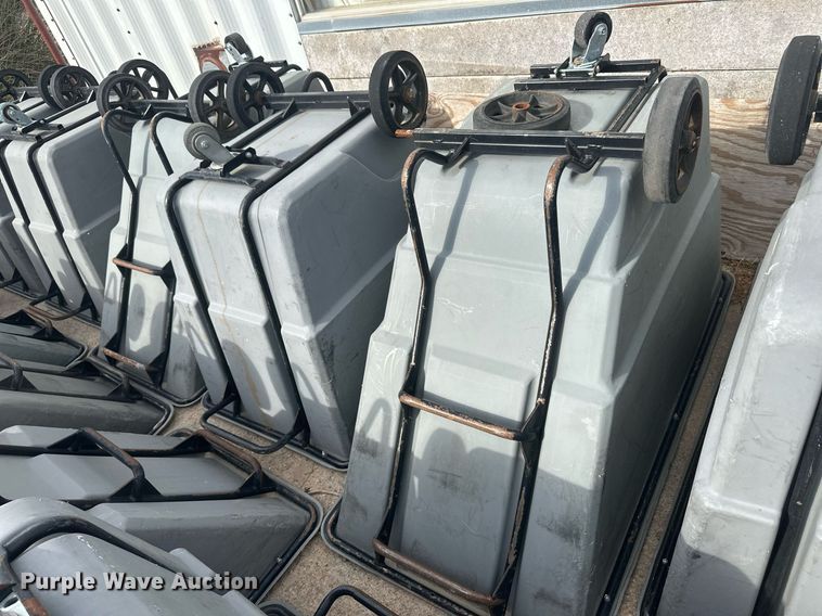 image for item OC9493 (15) poly trash carts
