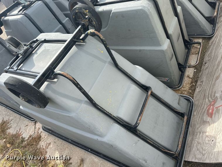 image for item OC9493 (15) poly trash carts