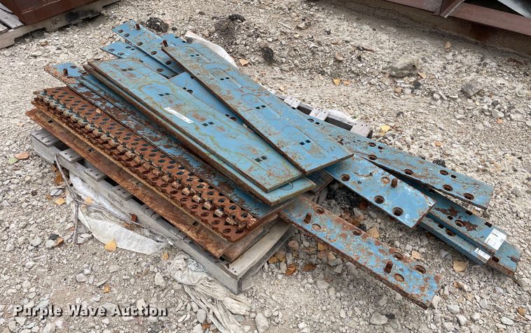 image for item OC9551 Motor grader parts