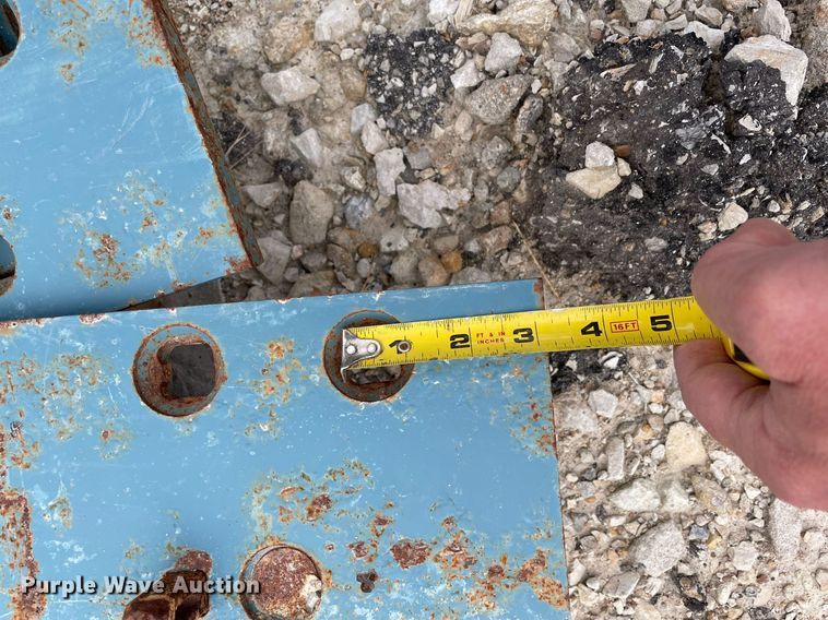 image for item OC9551 Motor grader parts