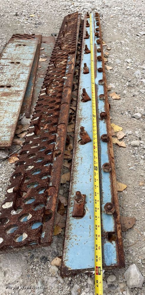 image for item OC9551 Motor grader parts