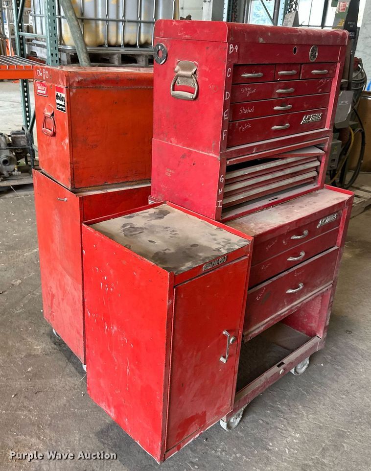 image for item OF9001 (2) toolboxes