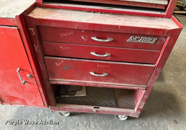 image for item OF9001 (2) toolboxes