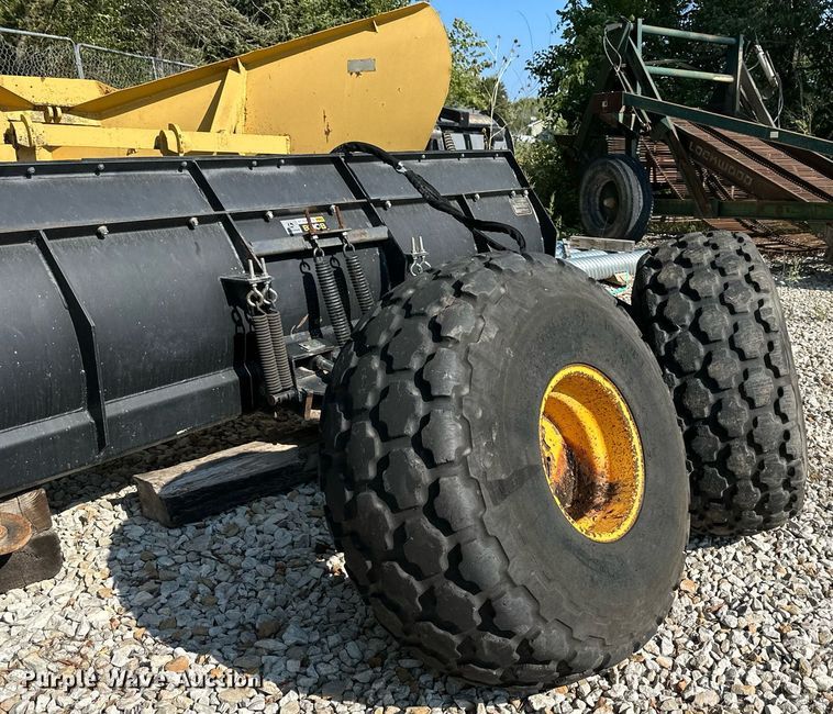 image for item OF9036 (2) Firestone 18.4-16.1 tires