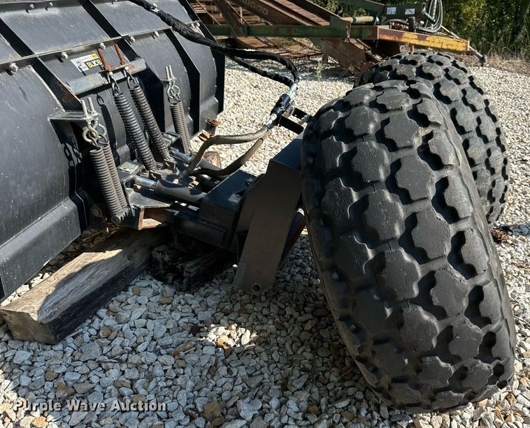 image for item OF9036 (2) Firestone 18.4-16.1 tires