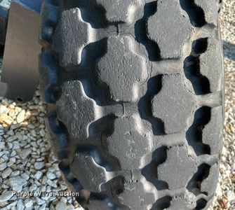 image for item OF9036 (2) Firestone 18.4-16.1 tires