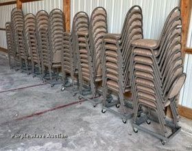 image for item OF9037 Approximately 82 chairs
