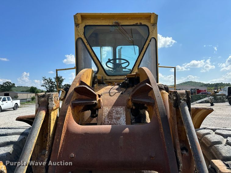 image for item OG9163 1972 Caterpillar 966C  wheel loader