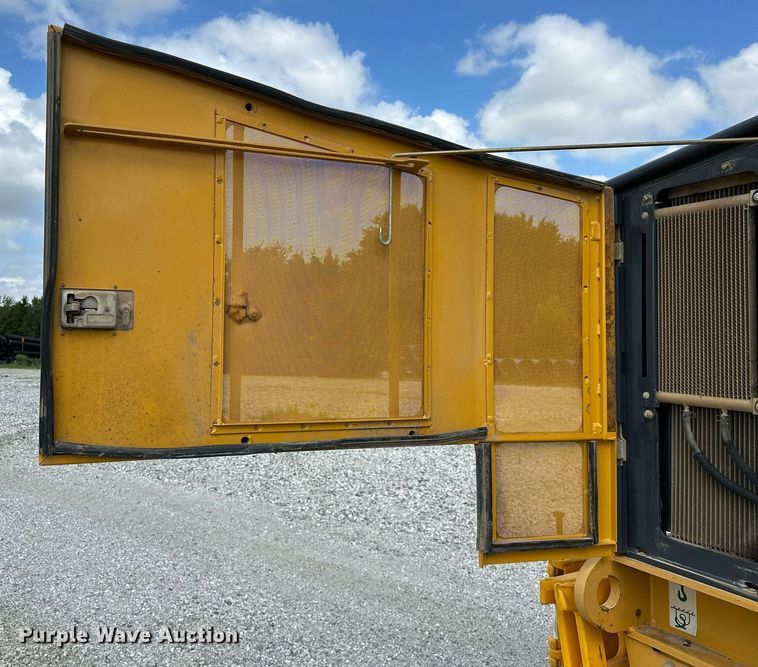 image for item OG9165 2012 John Deere 770 GP  motor grader