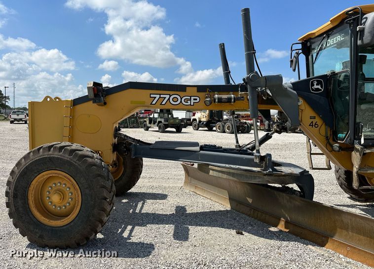 image for item OG9165 2012 John Deere 770 GP  motor grader
