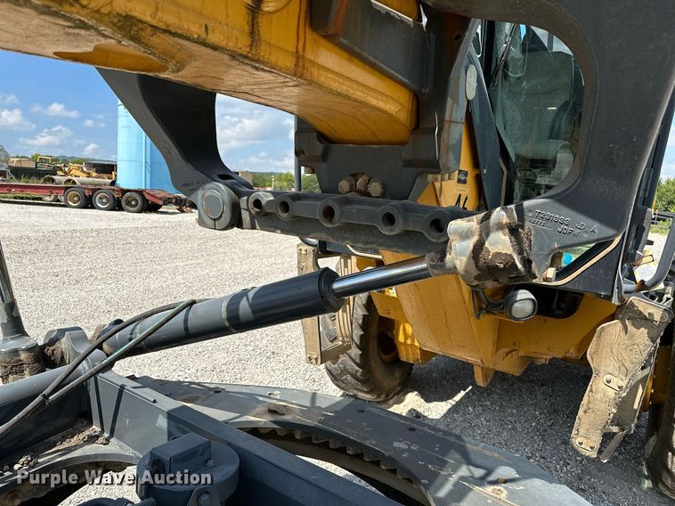 image for item OG9165 2012 John Deere 770 GP  motor grader