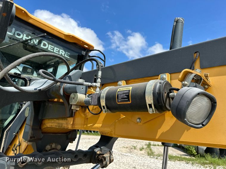 image for item OG9165 2012 John Deere 770 GP  motor grader