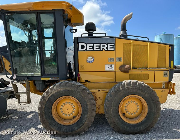 image for item OG9165 2012 John Deere 770 GP  motor grader