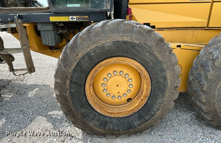 image for item OG9165 2012 John Deere 770 GP  motor grader