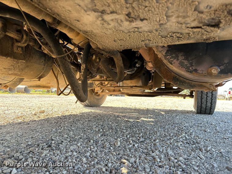 image for item OG9169 1985 Mack R686ST  semi truck