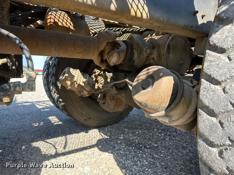 image for item OG9169 1985 Mack R686ST  semi truck