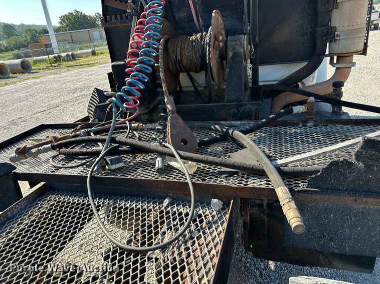 image for item OG9169 1985 Mack R686ST  semi truck