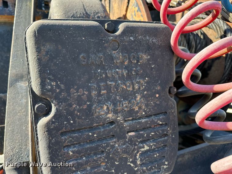 image for item OG9169 1985 Mack R686ST  semi truck