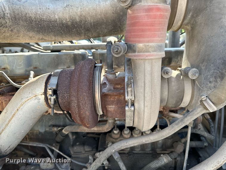 image for item OG9169 1985 Mack R686ST  semi truck